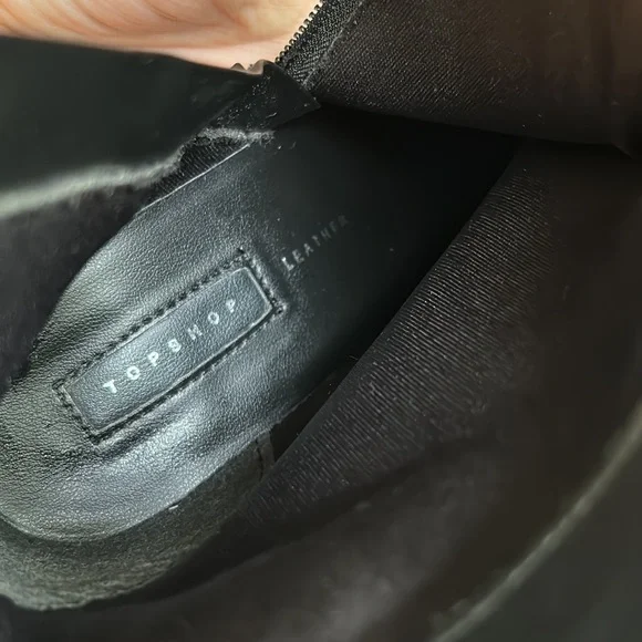 Topshop | Leather Block Heel Booties Boots in Black BOMBAY | size 38/ US 7.5 - Picture 9 of 9